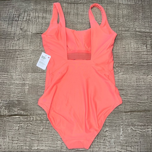 Lululemon waterside square neck one piece swimsuit in raspberry cream size 6 - Picture 4 of 5